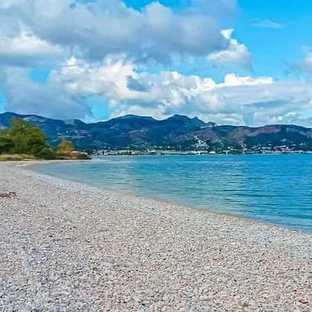 Apartment Corinth Daire *